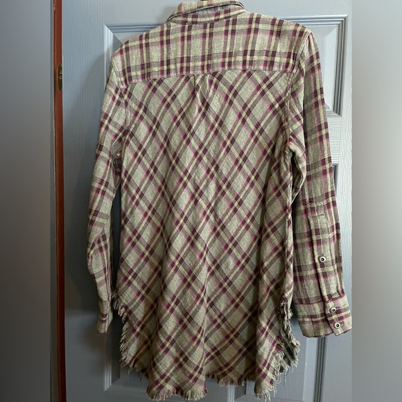 Cabi Highland shirt, size Medium, gray and purple plaid - Picture 1 of 5